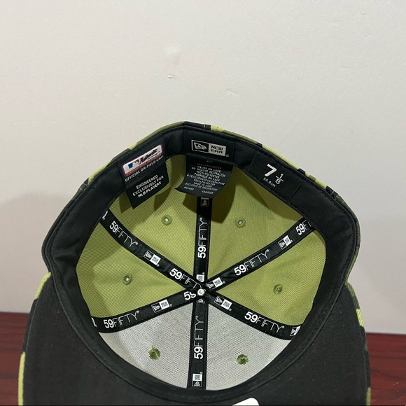 New Era MLB New York Yankees Camouflage Pattern Realtree Camo Mesh Cap, One Size Fits Most cotton Khaki type Vintage Second Hand
